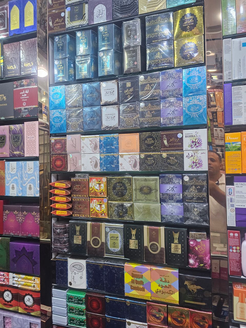 العمادي لادوات التجميل  — صورة 2